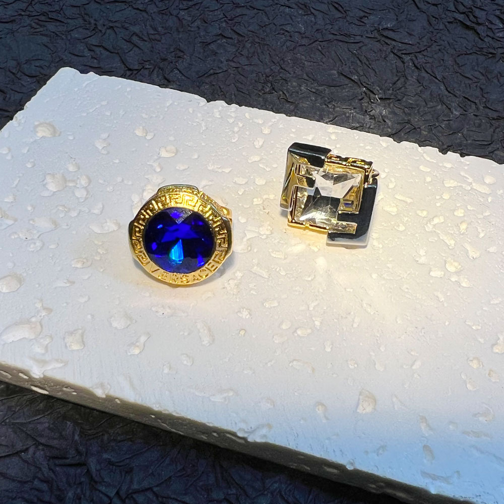 Vintage Fashion Rings - Anel G medieval vintage, réplica com