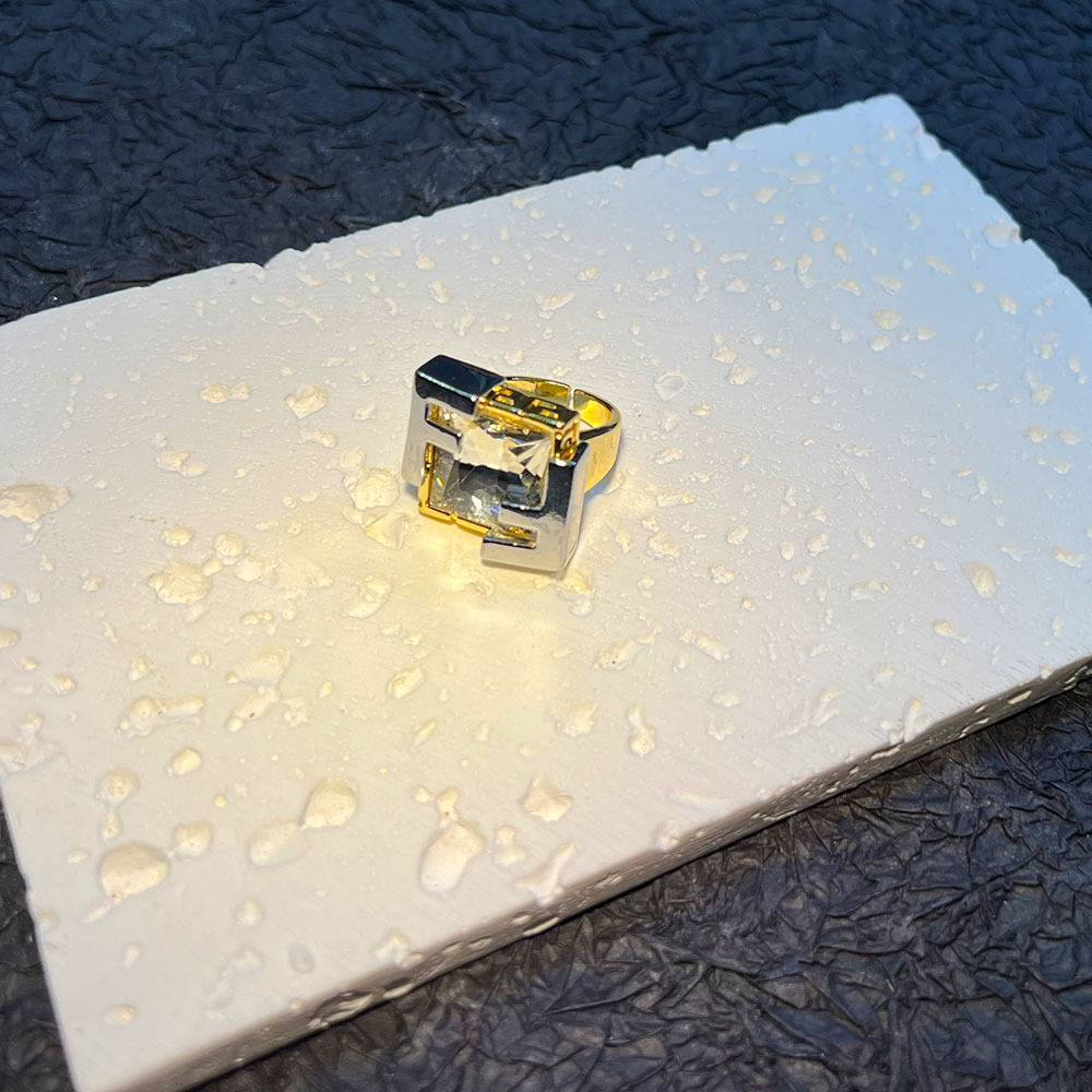 Anel G medieval vintage, répli - Vintage Fashion Rings avaliação e preço